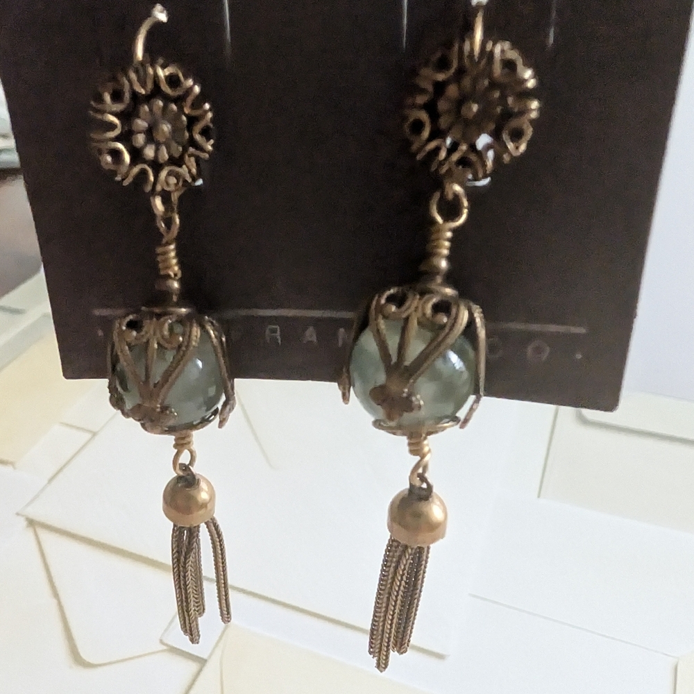 Jan Michaels of San Francisco Artisan Earring Green Glasss Stone & Brass - Picture 7 of 7